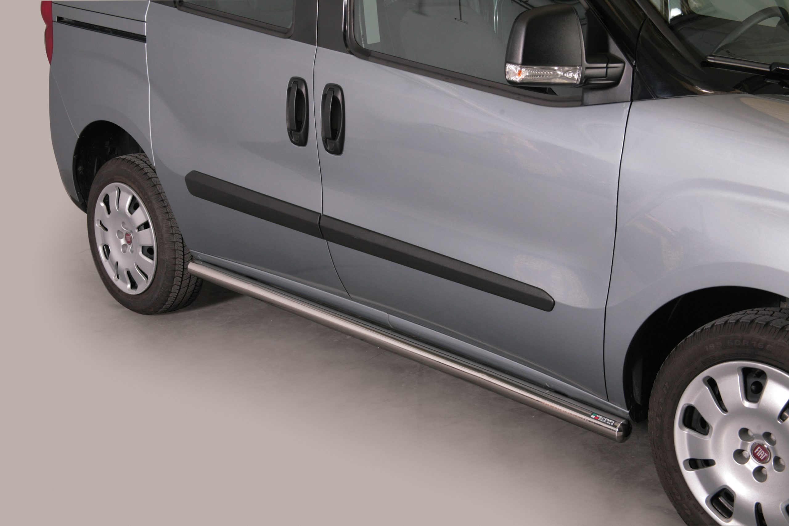 fiat-doblo-inox-stopnice-fi60.jpg EU INOX stopnice fi60 - Fiat Doblo (2010-2015) - slika 1