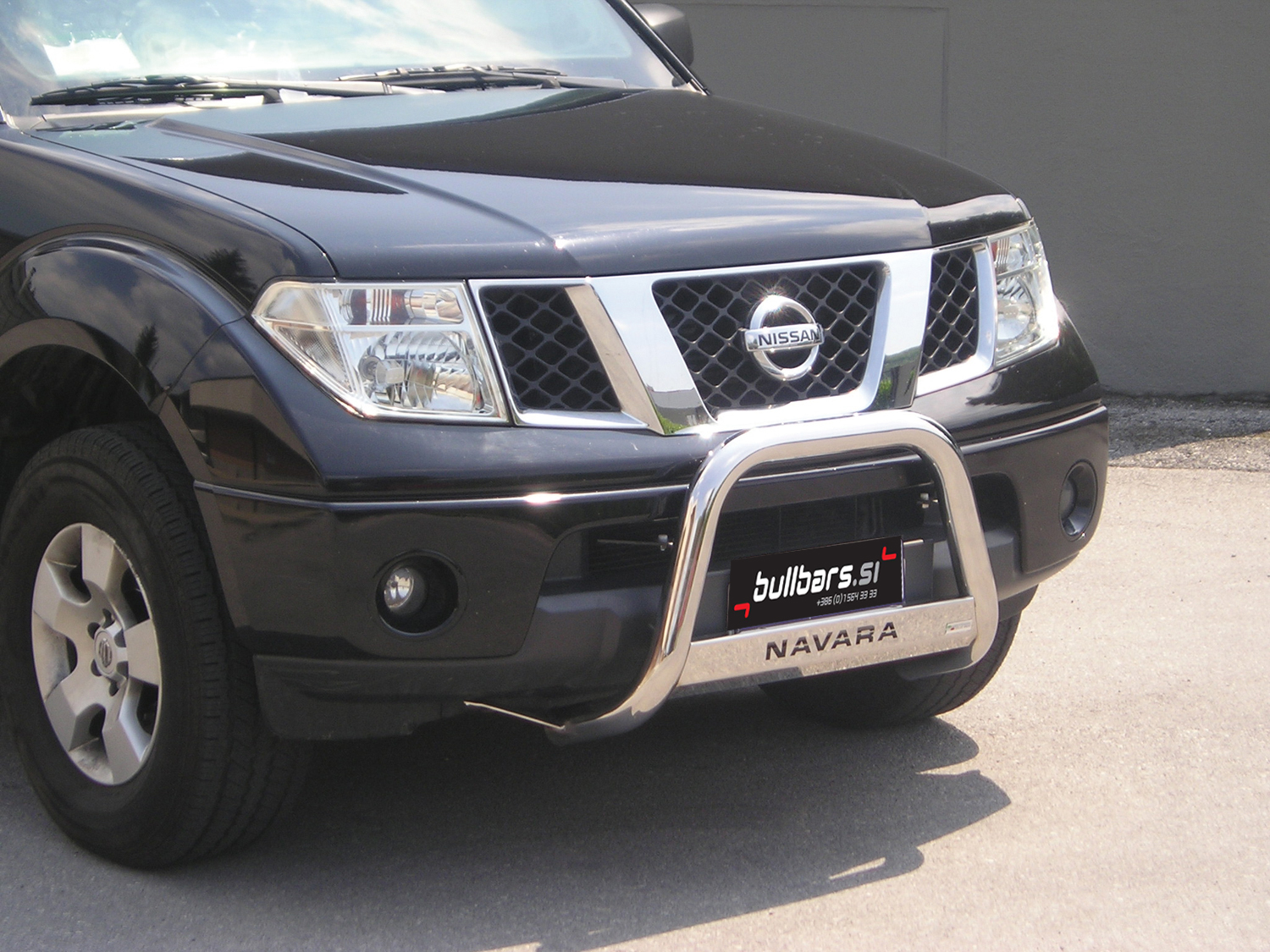nissan-navara-inox-bull-bar-fi63-z-napisom-navara.jpg EU INOX bull bar fi63 z napisom NAVARA - Nissan Navara (2005-2010) - slika 1