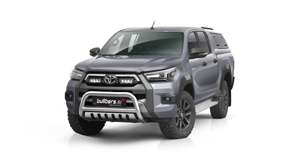 toyota-hi-lux-invincible-eu-inox-bull-bar-z-zaitno.jpg INVINCIBLE EU INOX bull bar z zaščitno ploščo - Toyota Hi lux (2021-) - slika 1