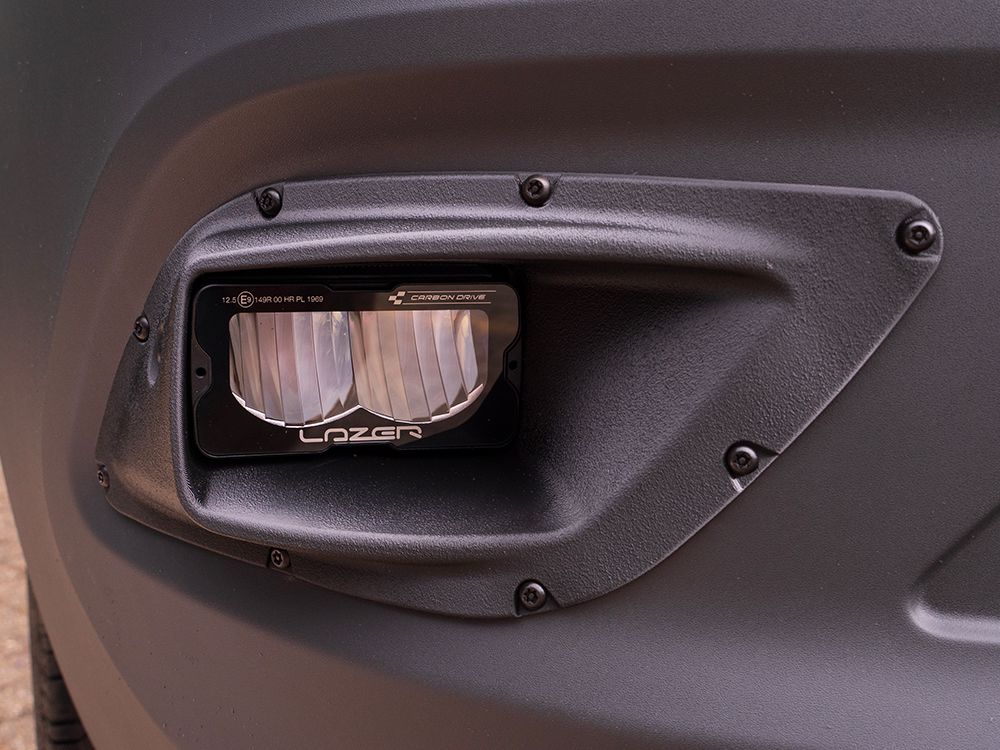 LED dolge luči LAZER Kit – Mercedes Benz Sprinter Carbon-2 (z dodatno rumeno osvetlitvijo) (2018-) - slika 7