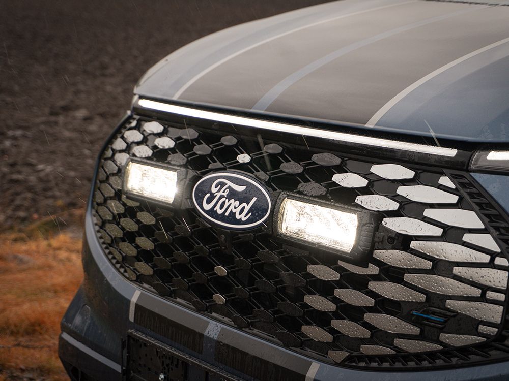 LED dolge luči LAZER Kit – Ford Transit Custom električni TRIPLE-R 750 z opozorilnimi lučmi (2024-) - slika 6