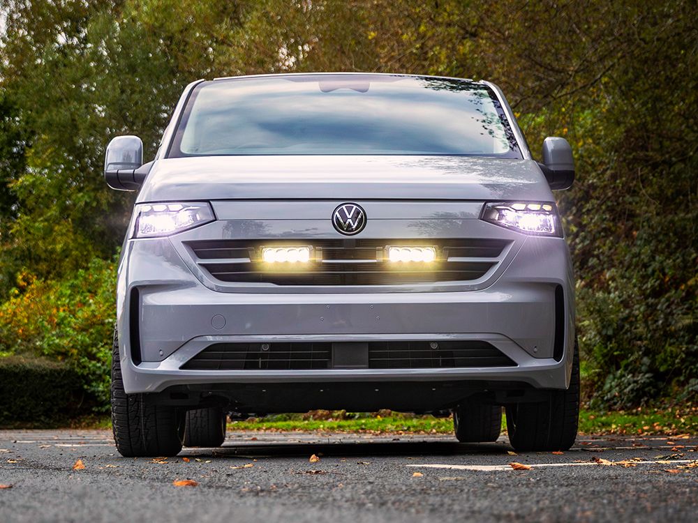 LED dolge luči LAZER Kit – Volkswagen Transporter T7 TRIPLE-R 750 z opozorilnimi lučmi (2025-) - slika 6